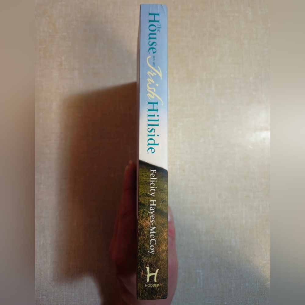 Books The House on an Irish Hillside Felicity Hayes-McCoy Paperback - Picture 2 of 5
